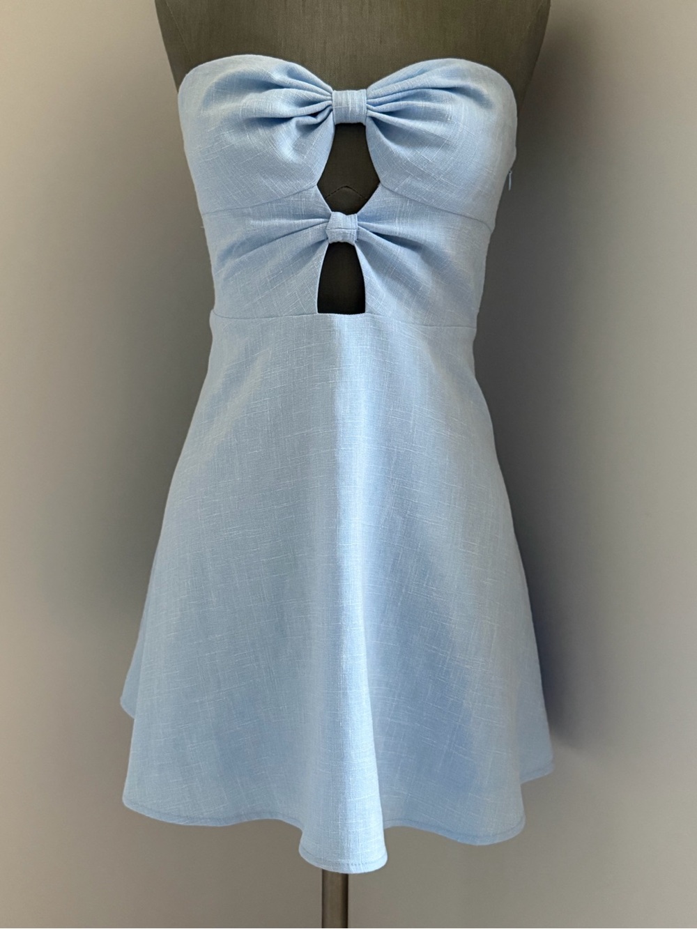 Altar’d State Sofia Strapless Bow Cutout Mini Dress Size M